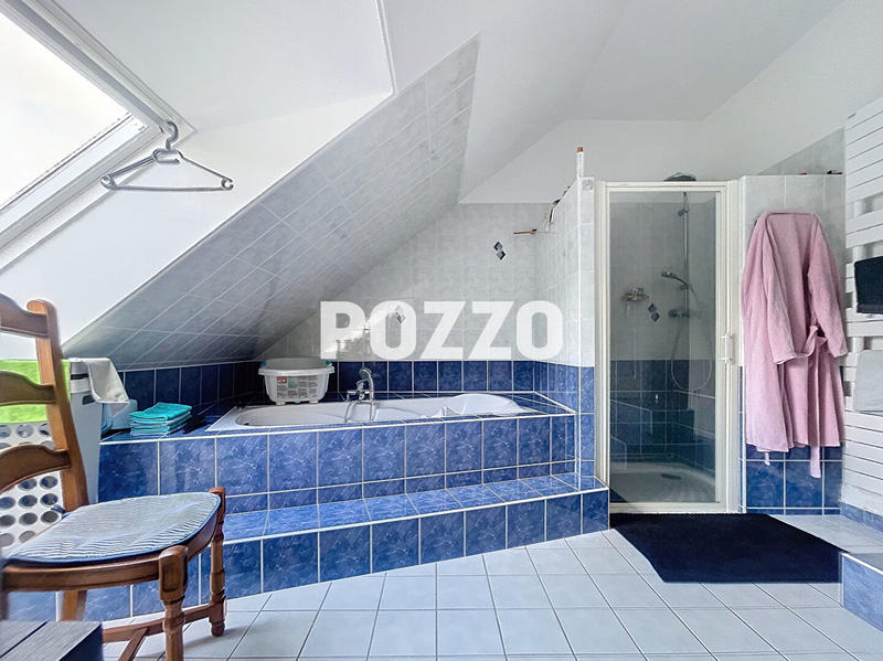 Maison - 272 m² - 7 pièces