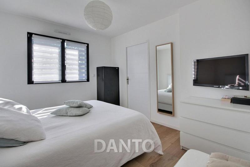 Maison - 161 m² - 5 pièces