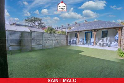 Maison - 180 m² - 7 pièces