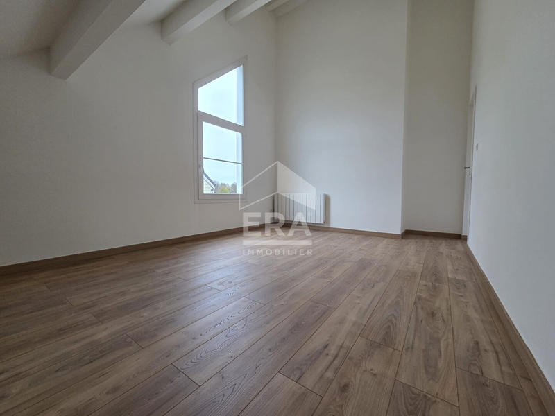 Maison - 152 m² - 8 pièces