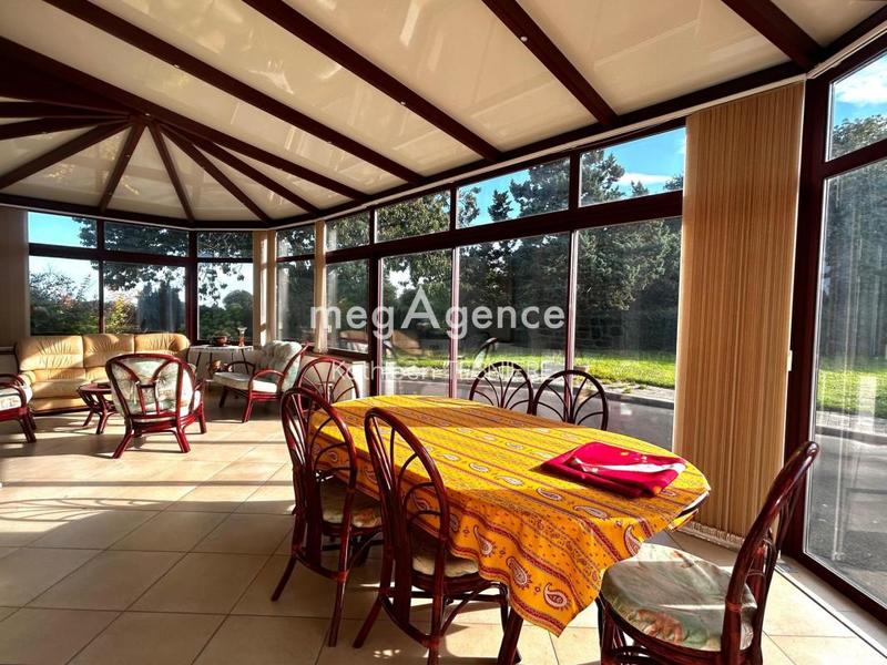 Maison - 200 m² - 7 pièces