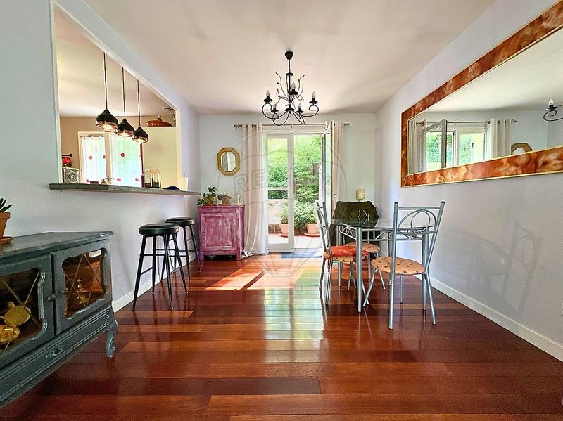 Pavillon - 82 m² - 5 pièces