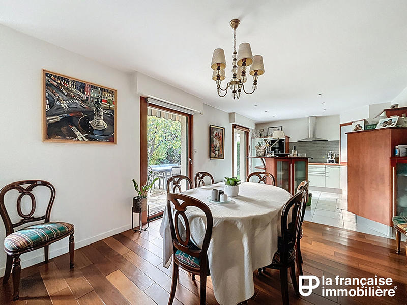 Maison - 146 m² - 7 pièces