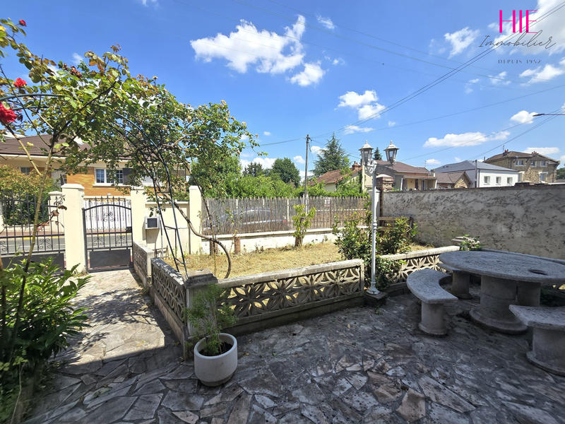 Maison contemporaine - 125 m² - 7 pièces