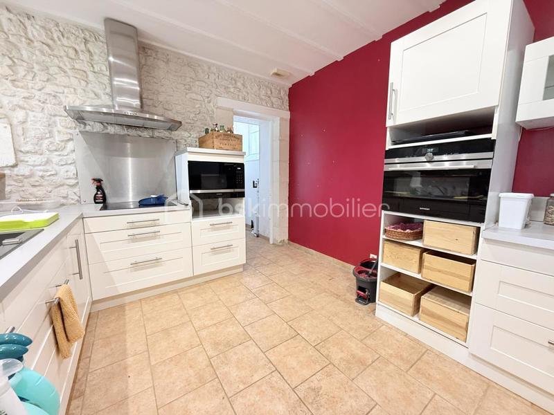 Maison en pierre - 147 m² - 7 pièces