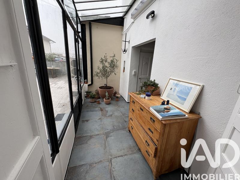 Maison de ville - 181 m² - 9 pièces
