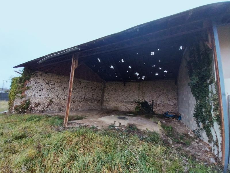 Terrain constructible - 897 m²