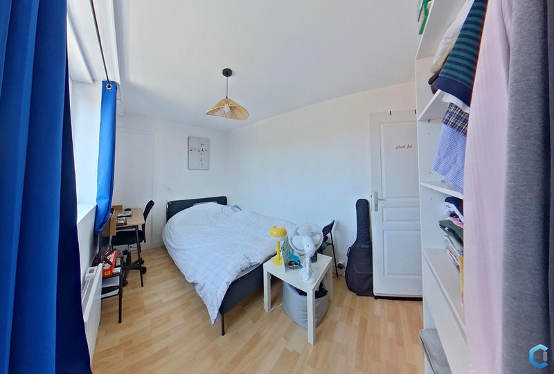 Appartement - 79 m² - 4 pièces