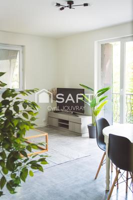 Maison - 94 m² - 4 pièces