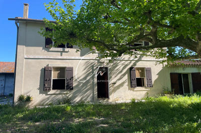 Propriété - 225 m²