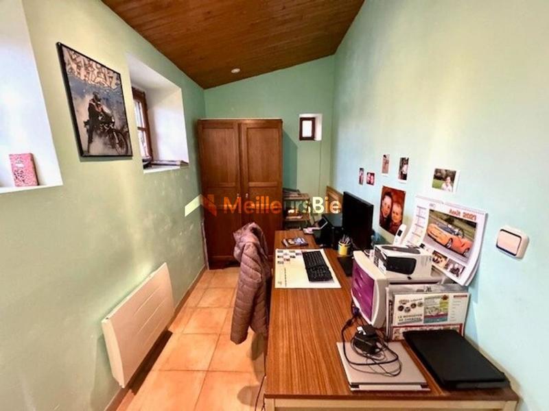 Maison en pierre - 180 m² - 8 pièces