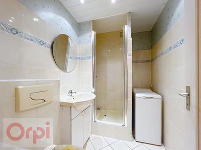 Studio - 26 m² - 1 pièce