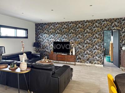 Maison - 149 m² - 6 pièces