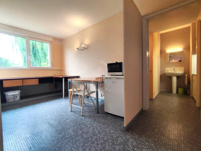 Local d'activités - 108 m²