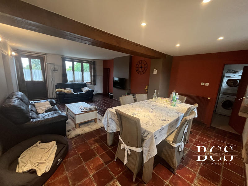 Maison - 124 m² - 8 pièces