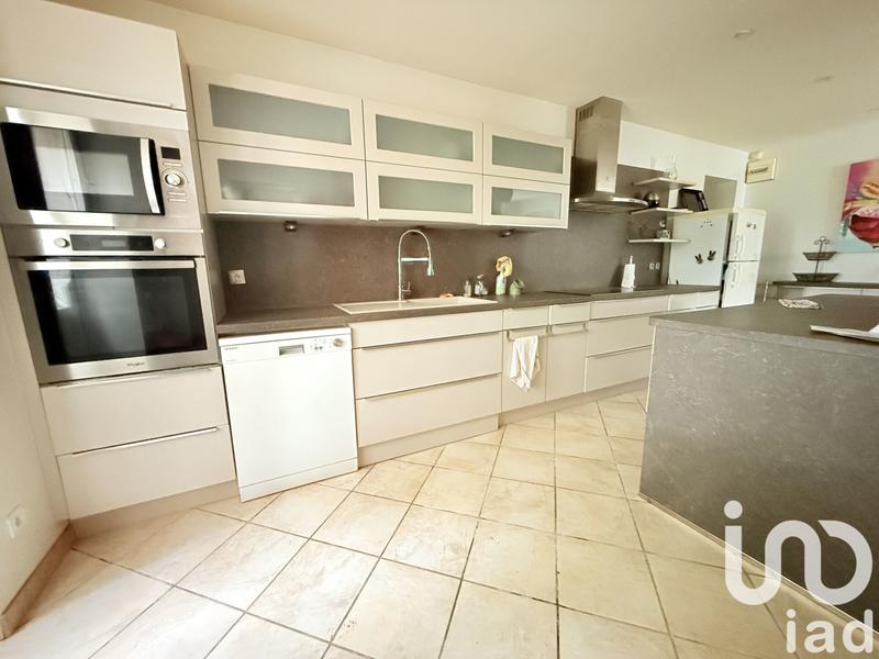 Maison - 430 m² - 12 pièces