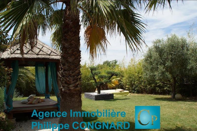 Maison - 270 m² - 8 pièces