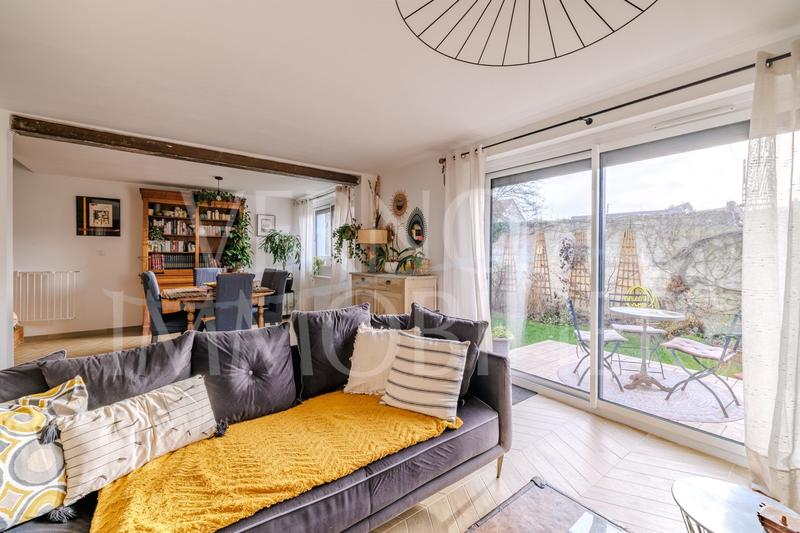 Maison - 96 m² - 4 pièces