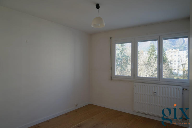 Appartement - 91 m² - 4 pièces