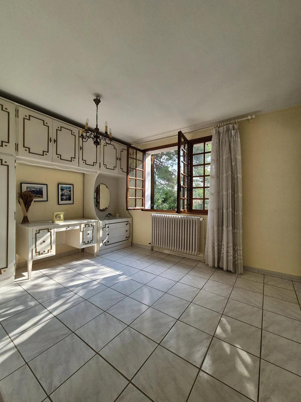 Maison - 144 m² - 5 pièces