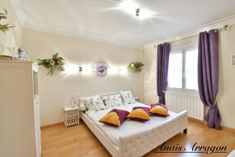 Maison de ville - 310 m² - 7 pièces