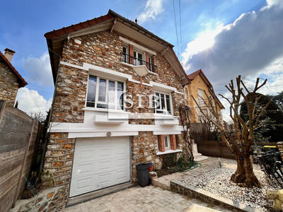 Maison - 160 m² - 7 pièces