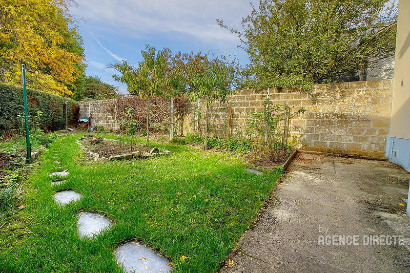 Maison - 93 m² - 4 pièces