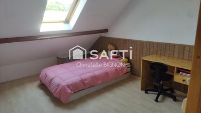 Maison - 96 m² - 5 pièces