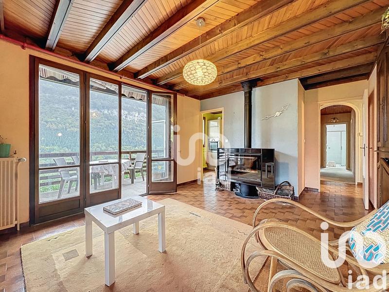 Châlet - 267 m² - 6 pièces