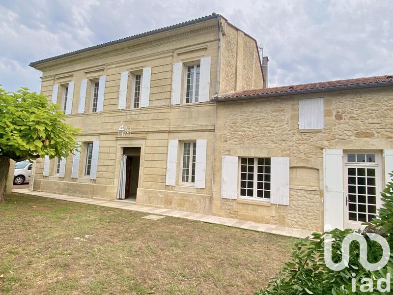 Maison - 180 m² - 7 pièces