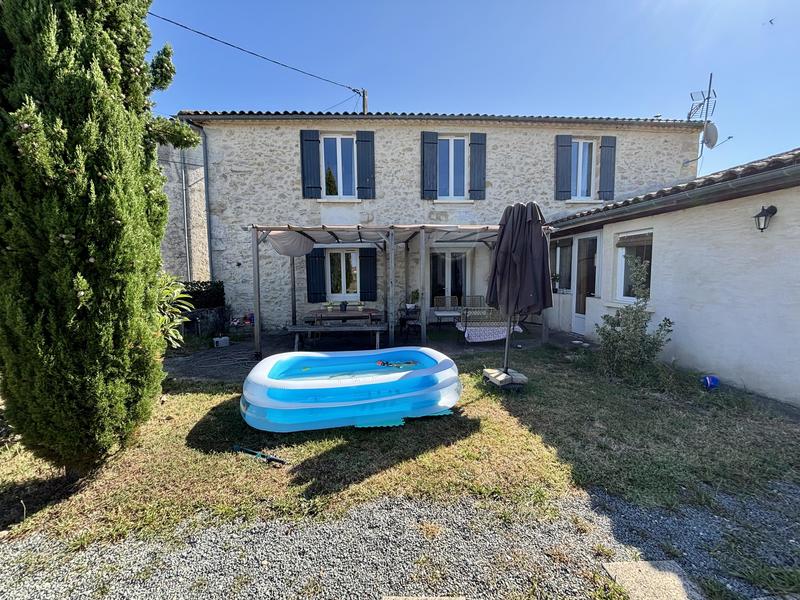 Villa - 160 m² - 6 pièces