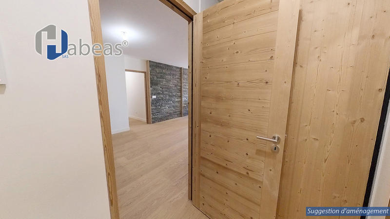 Appartement - 97 m² - 4 pièces