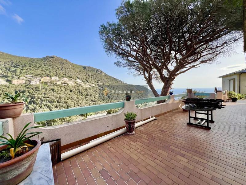 Maison - 164 m² - 6 pièces