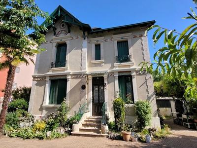 Villa - 138 m² - 7 pièces