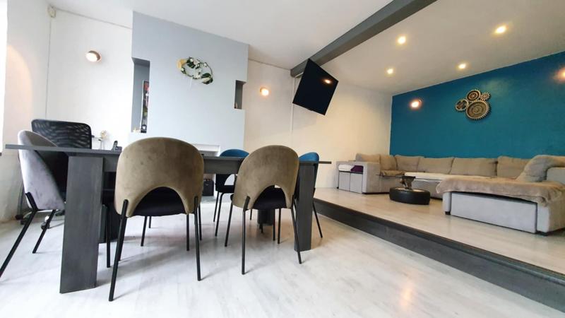 Maison - 93 m² - 3 pièces