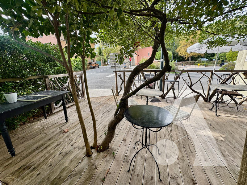 Local commercial - 145 m²