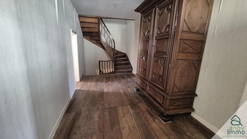 Maison - 227 m² - 7 pièces