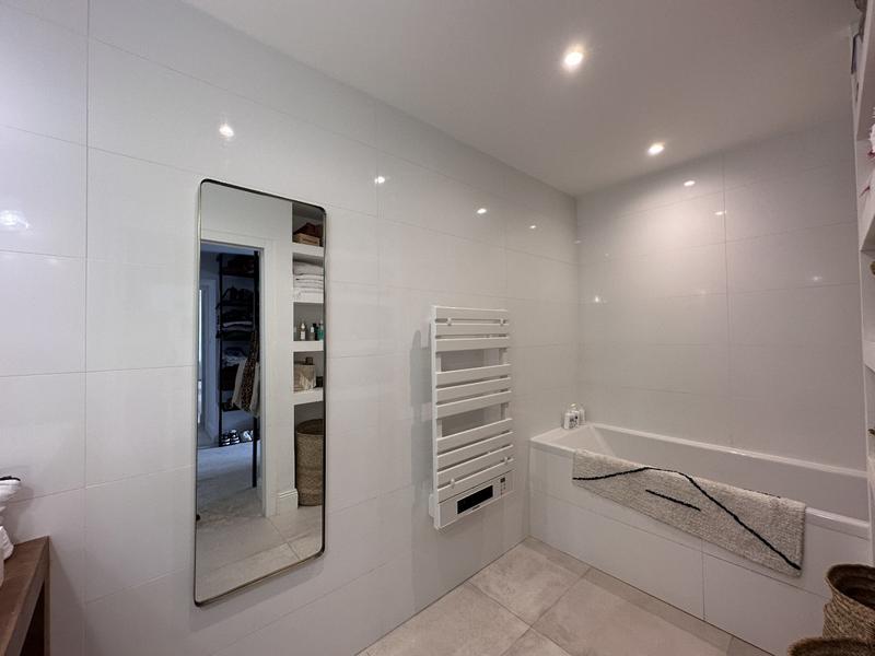 Appartement - 95 m² - 3 pièces