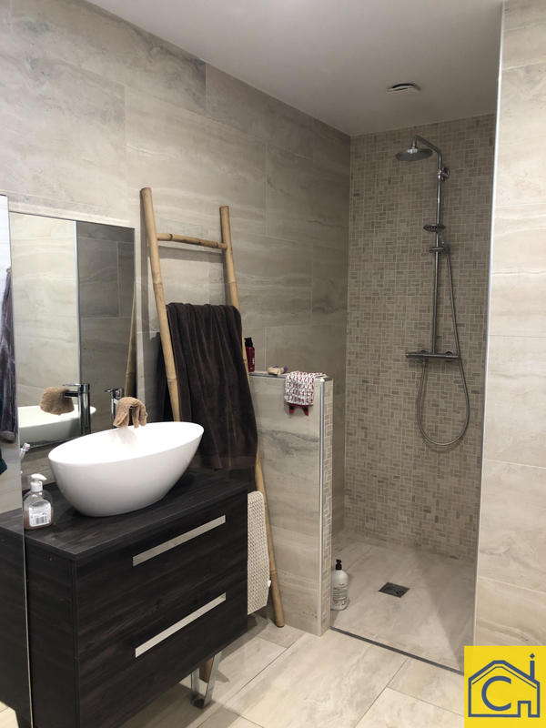 Maison - 190 m² - 6 pièces