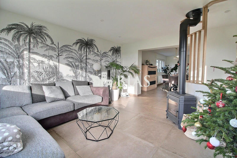 Maison - 149 m² - 5 pièces