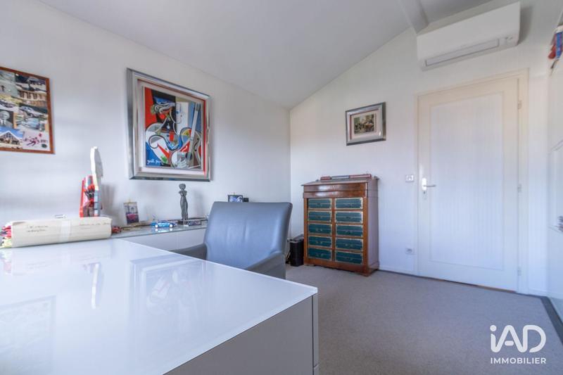 Maison - 284 m² - 6 pièces