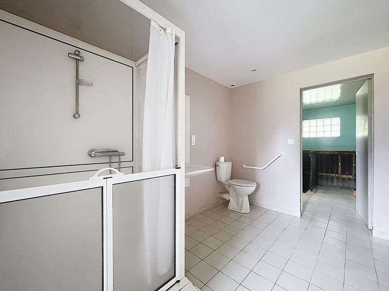 Maison - 169 m² - 7 pièces