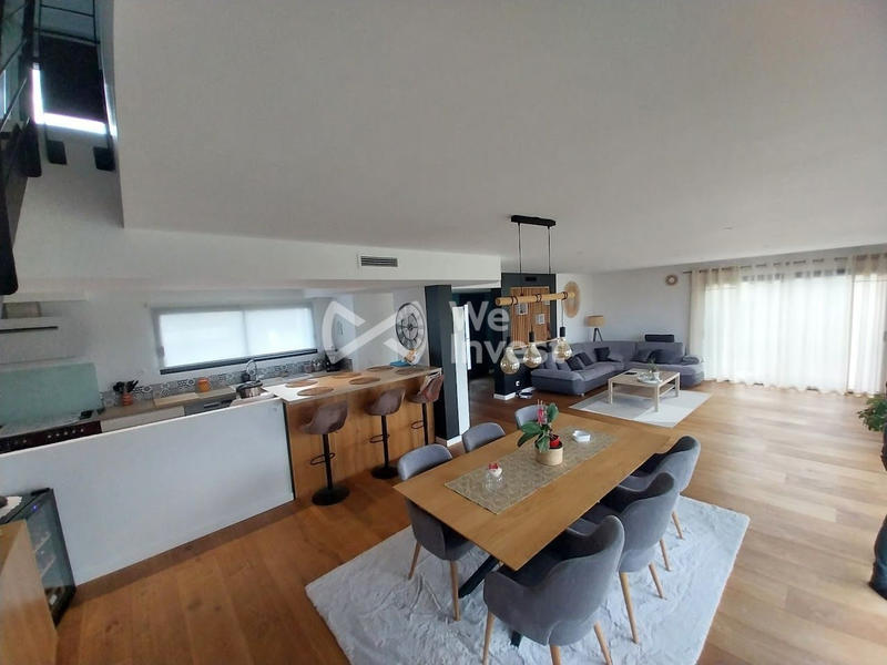 Villa - 169 m² - 5 pièces