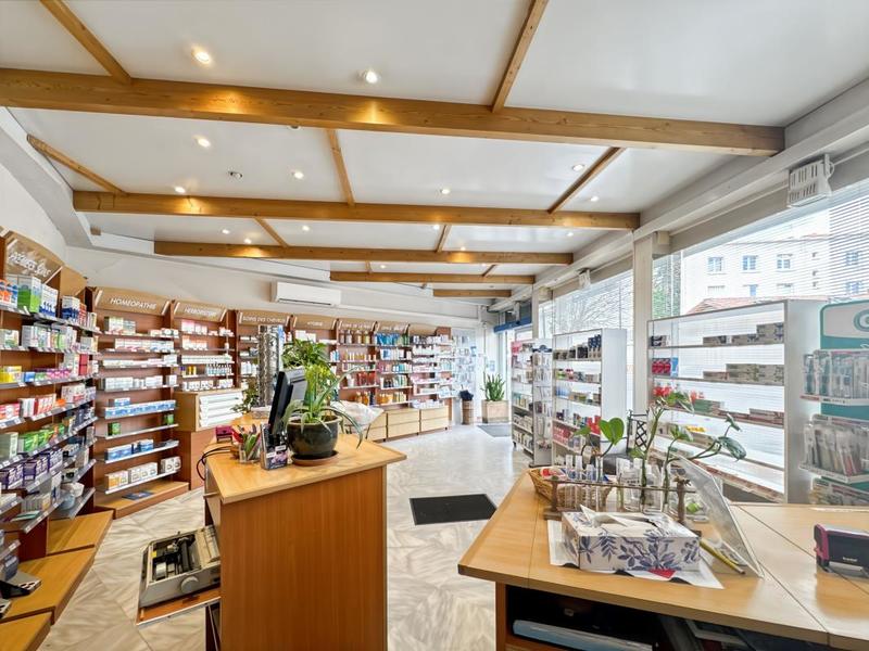 Local commercial - 92 m²