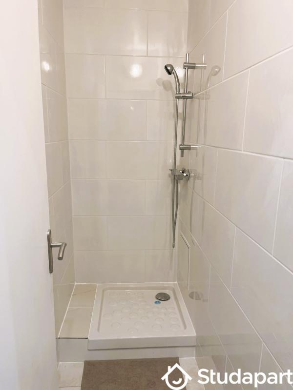 Chambre - 101 m² - 1 pièce