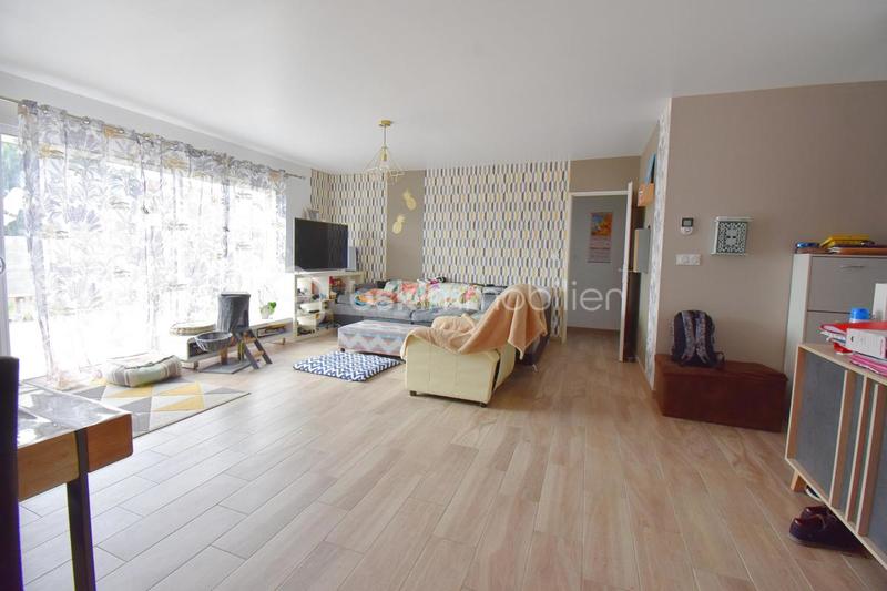 Villa - 100 m² - 5 pièces