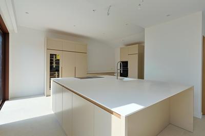 Maison - 359 m² - 10 pièces