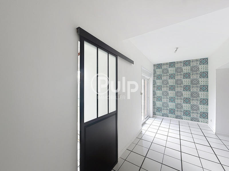 Maison - 176 m² - 8 pièces