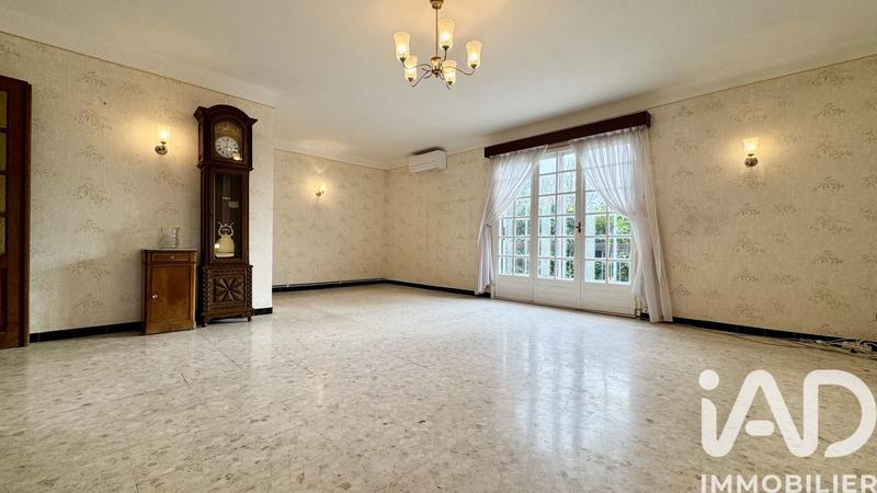 Maison - 180 m² - 7 pièces