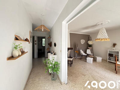 Maison - 96 m² - 4 pièces